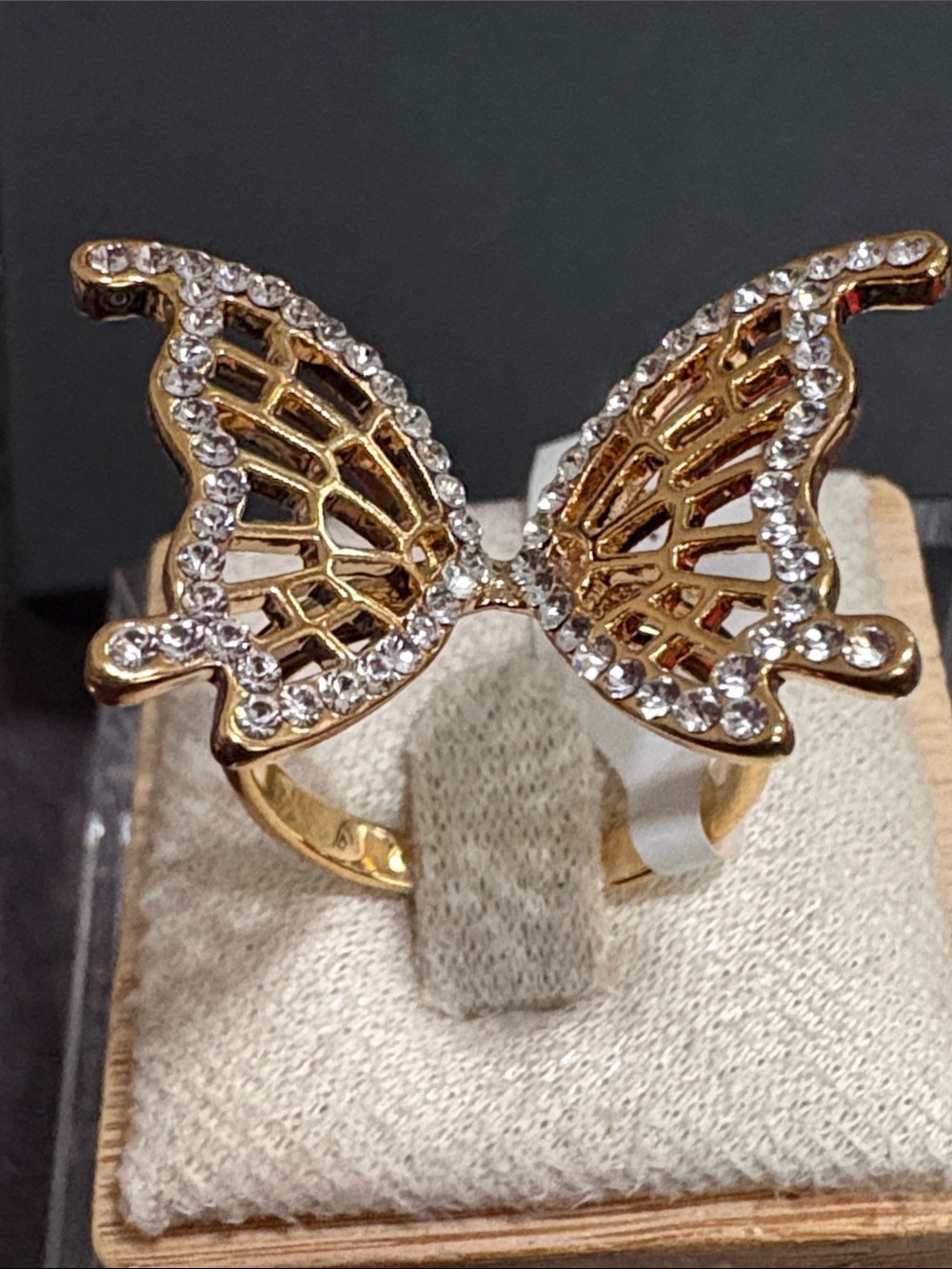 NWT Gold Crystal Butterfly Wing Ring - Women Accessories 7.5/8
